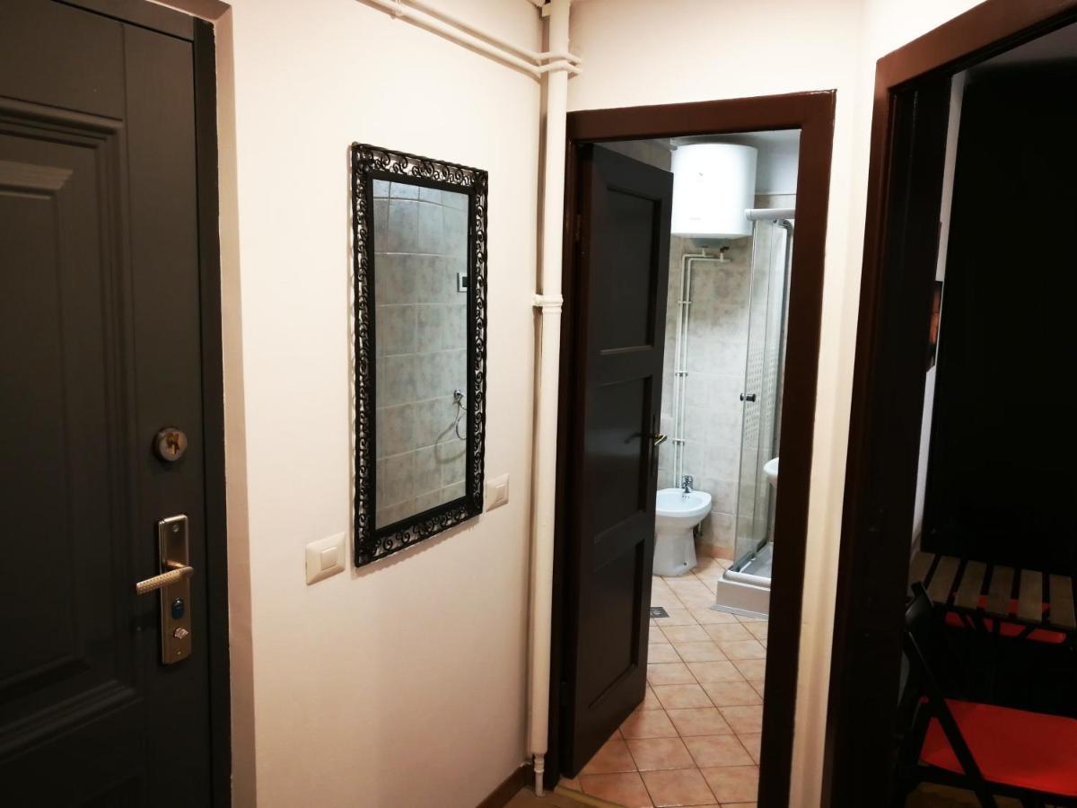 Martini Studio Apartment Bucharest Exterior photo